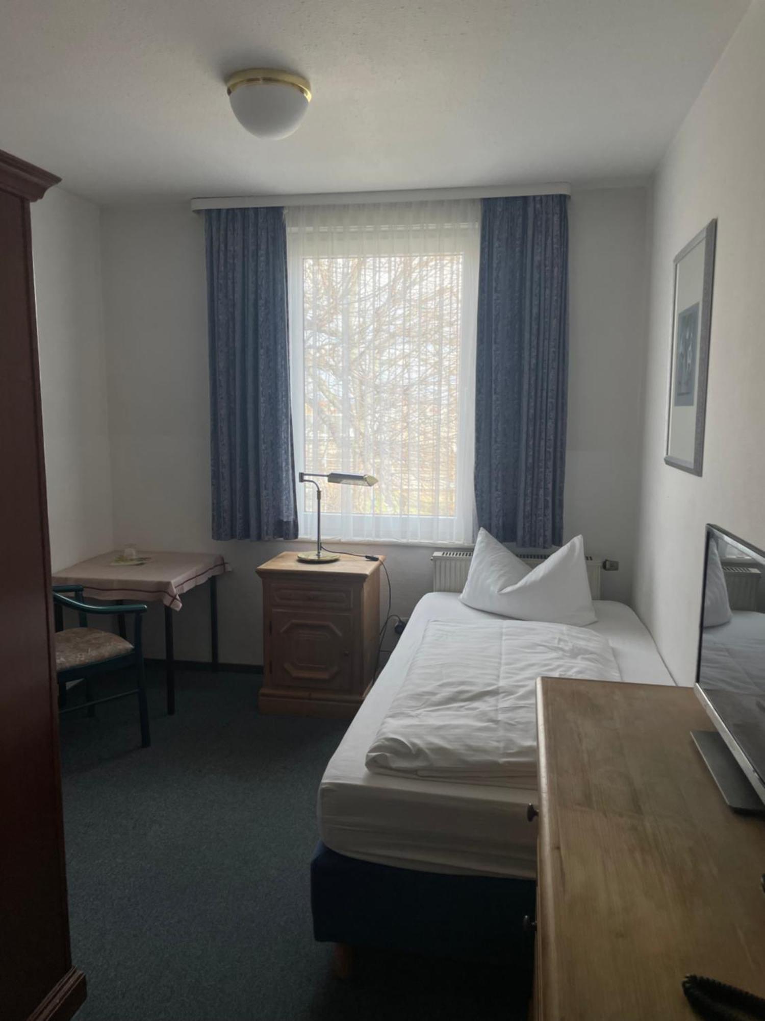 Hotel Krone Arnstadt Phòng bức ảnh