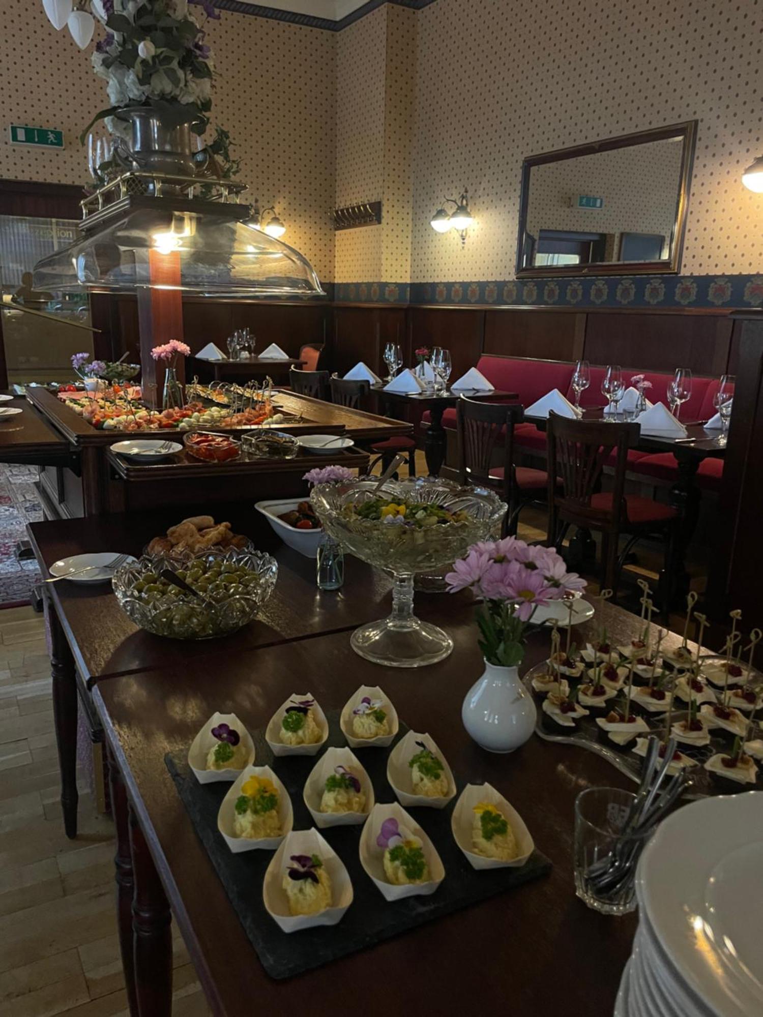 Hotel Krone Arnstadt Ngoại thất bức ảnh